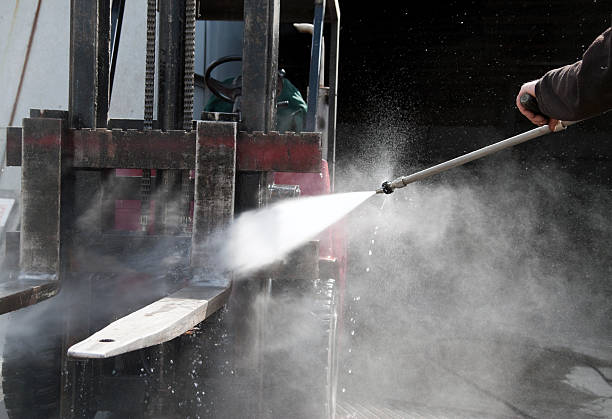 Best Deck Pressure Washing  in Newark, CA